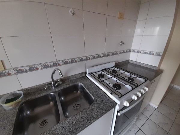 Departamento dos dormitorios Parque Avellaneda apto mascotas