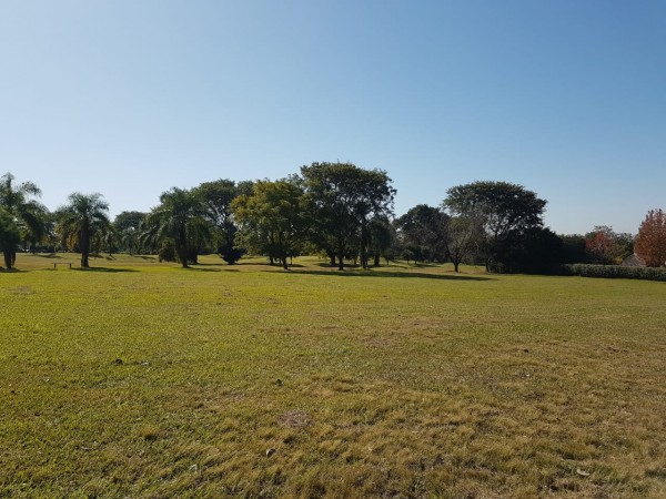 Hermoso lote central en Country Las Yungas en Yerba Buena