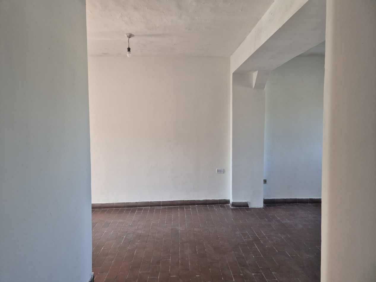 Departamento de tres dormitorios en Avenida Belgrano al 2.800 apto credito 