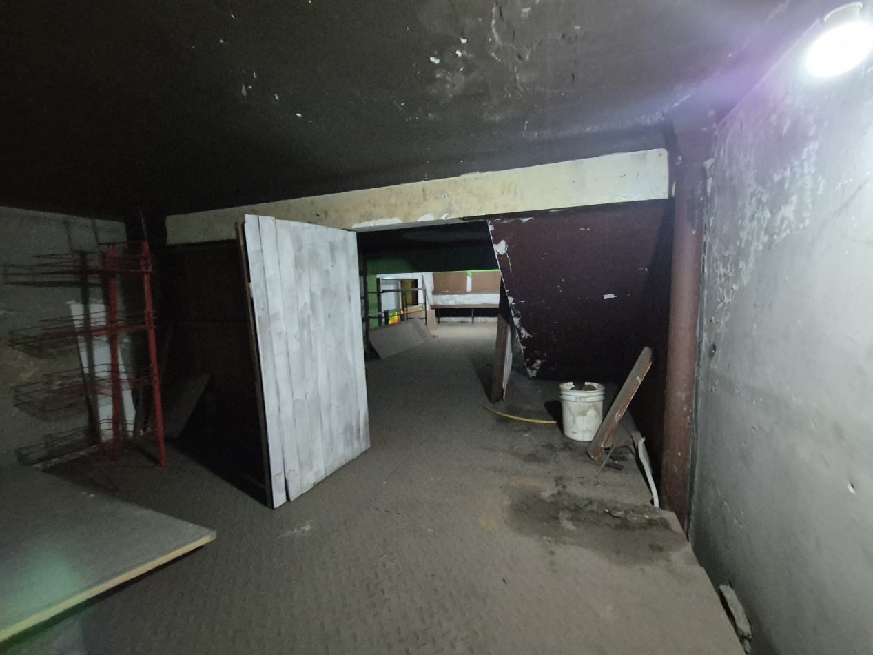 Local comercial en Avenida Mitre al 600 casi esquina Corrientes