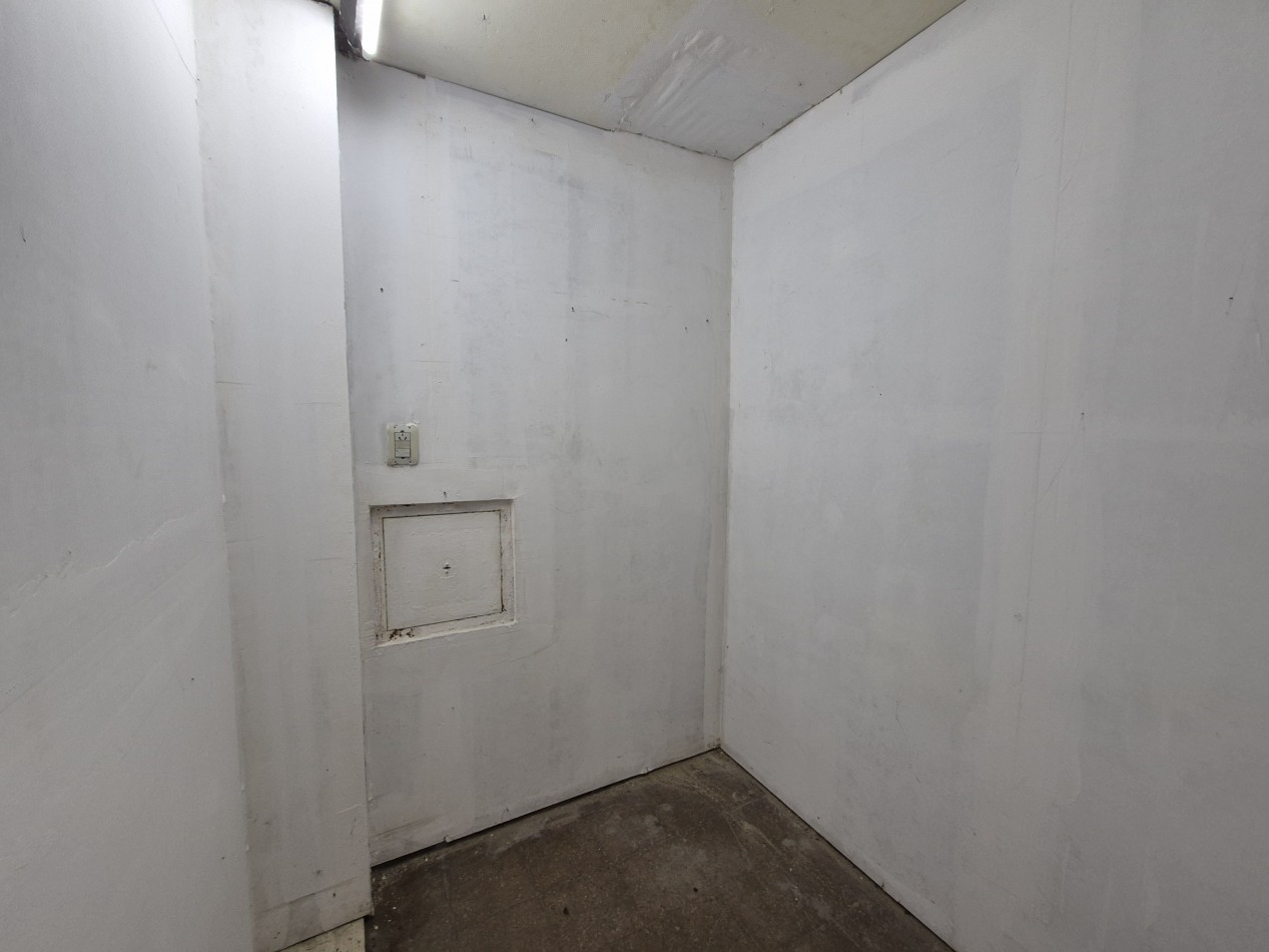 Local comercial en Avenida Mitre al 600 casi esquina Corrientes