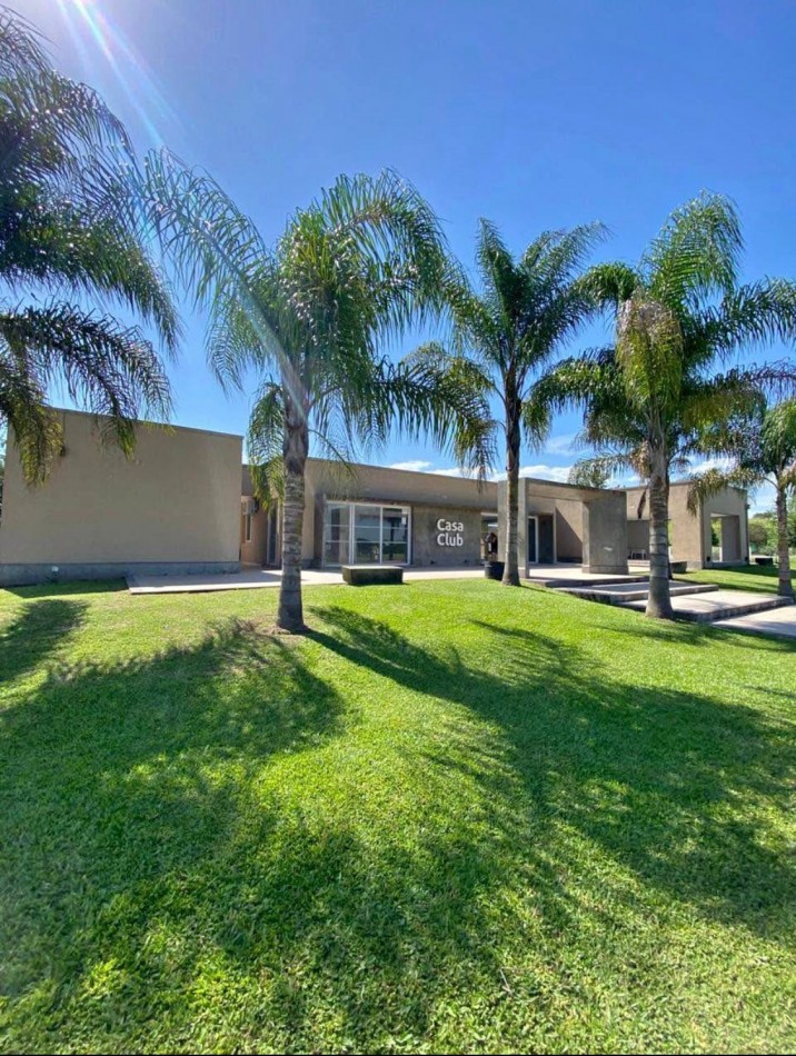 Lote en Barrio Cerrado El Mirador en Los Nogales de 403 m2 con escritura 