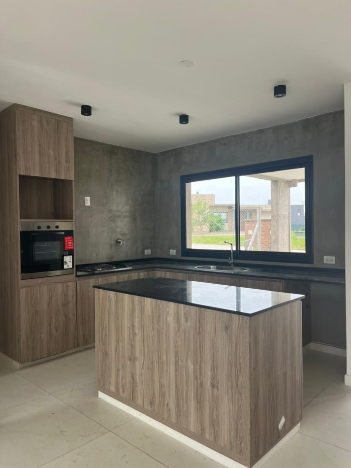 Casa a estrenar estilo moderno en Barrio Cerrado Alto Verde 3 Yerba Buena