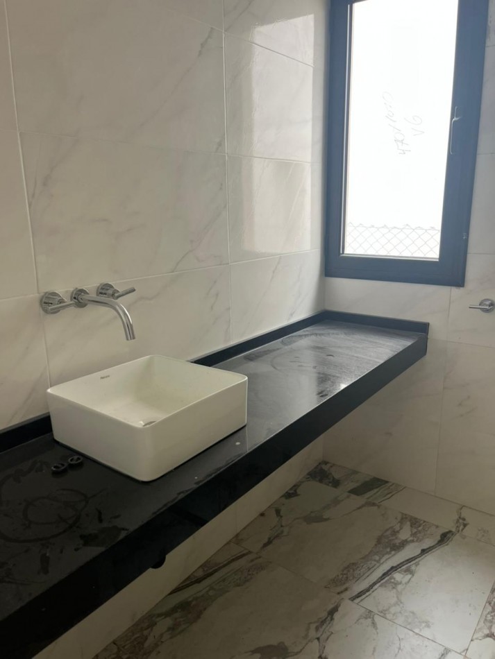 Casa a estrenar estilo moderno en Barrio Cerrado Alto Verde 3 Yerba Buena