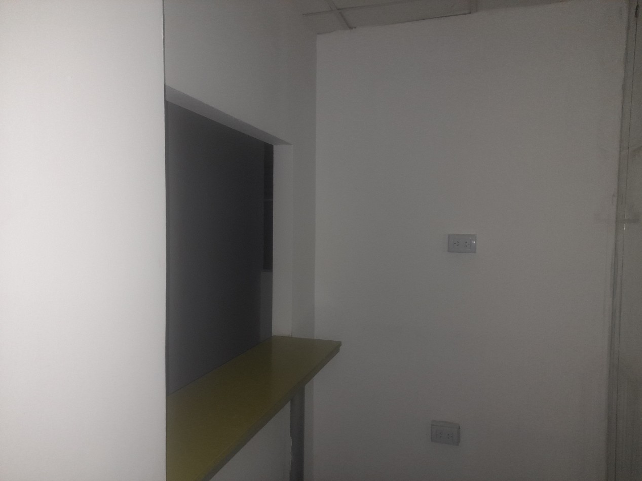 OFICINAS EN VENTA EN EDIFICIO LA UNION EN SAN MARTIN 610 FRENTE