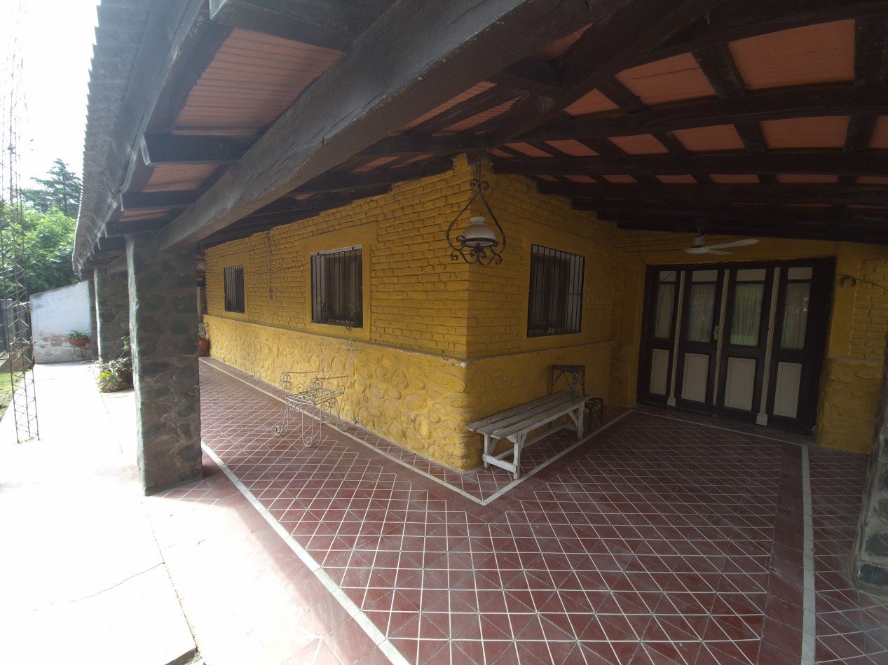 DOS CASAS SEPARADAS EN SAN PEDRO DE COLALAO EN LA VILLA A DOS CUADRAS DE LA PLAZA