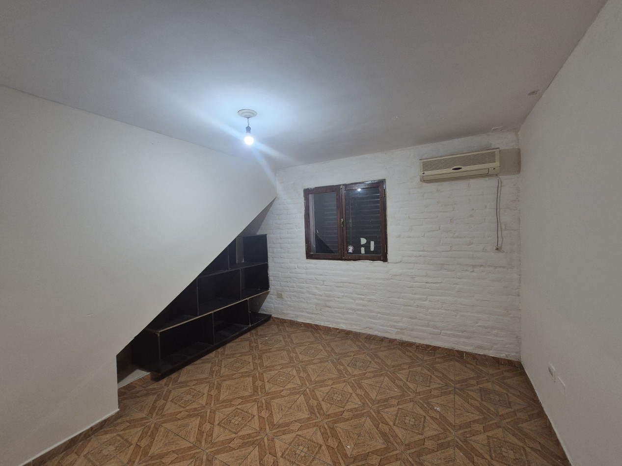 CASA 4 DORMITORIOS PILETA ZONA PARQUE GUILLERMINA