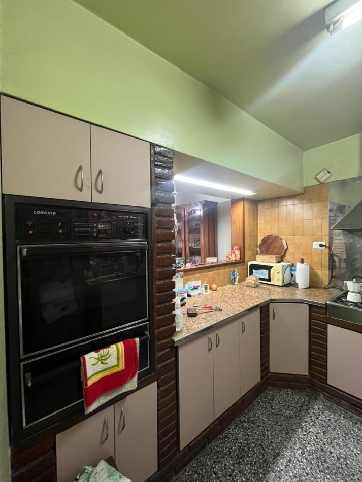 CASA APTA CREDITO HIPOTECARIO 3 DORMITORIOS PILETA EN GENERAL PAZ 2300