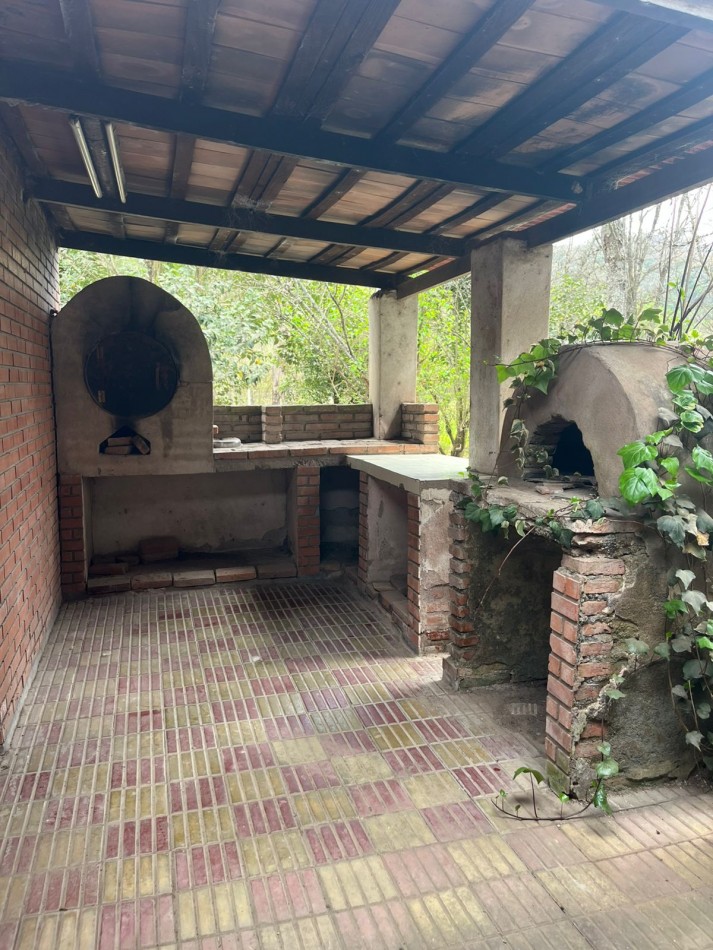 CASA EN VILLA PADRE MONTI A METROS DE LA PLAZA PRINCIPAL