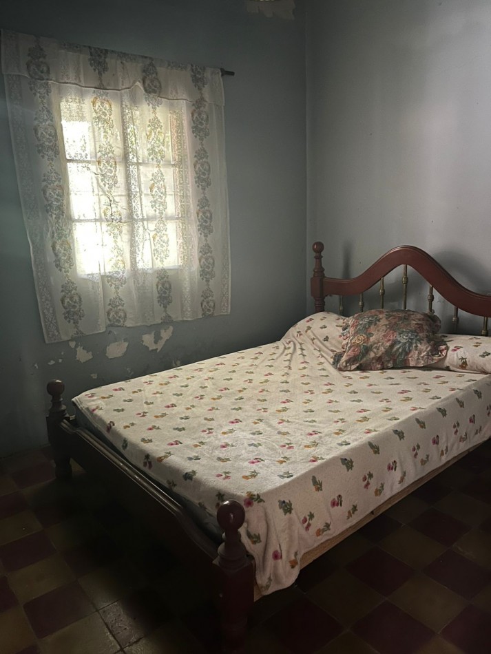 CASA EN VILLA PADRE MONTI A METROS DE LA PLAZA PRINCIPAL