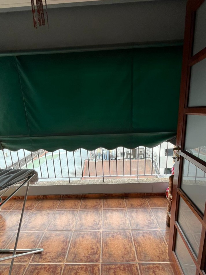 HERMOSO DEPARTAMENTO EN 25 DE MAYO 363 DE DOS DORMITORIOS APTO CREDITO
