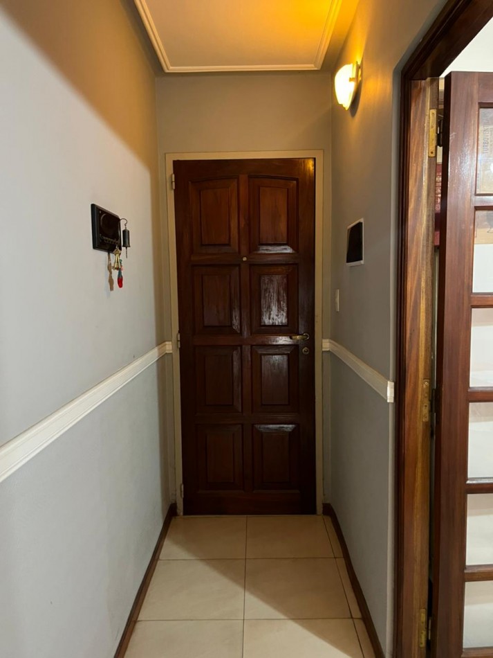 HERMOSO DEPARTAMENTO EN 25 DE MAYO 363 DE DOS DORMITORIOS APTO CREDITO