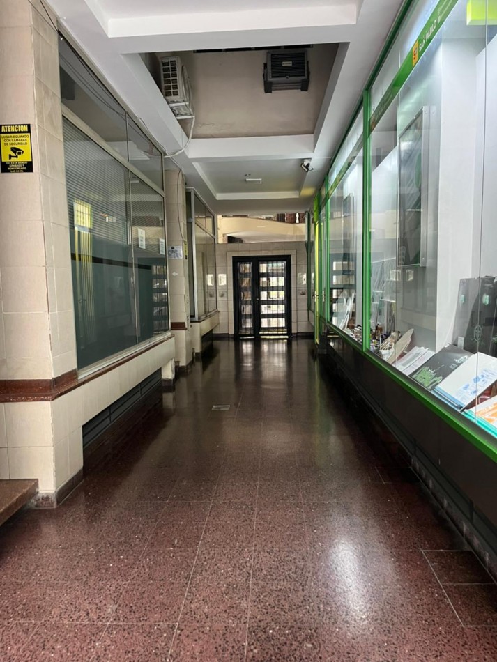 HERMOSO DEPARTAMENTO EN 25 DE MAYO 363 DE DOS DORMITORIOS APTO CREDITO