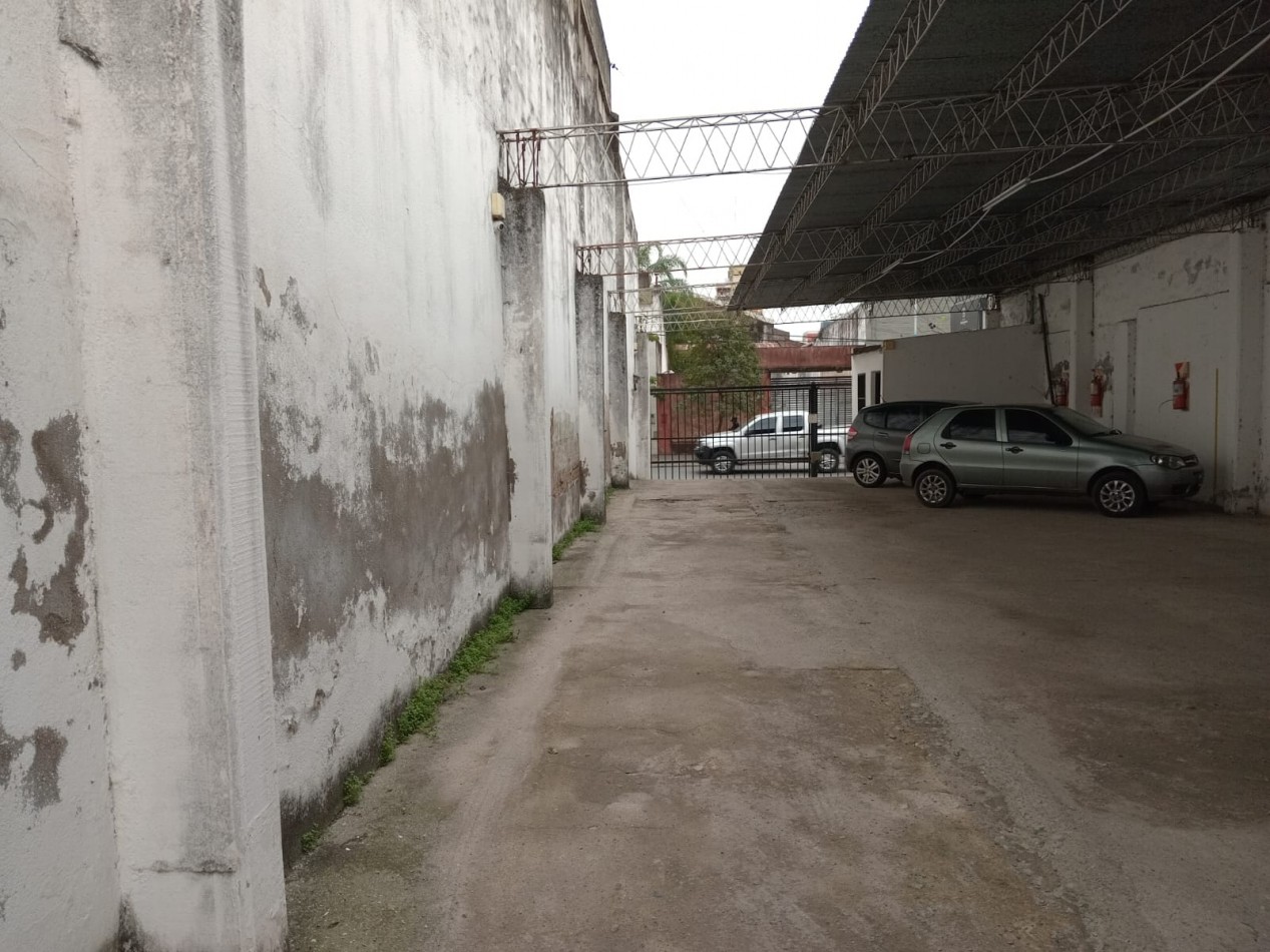 COCHERA FUNCIONANDO EN CRISOSTOMO ALVAREZ 250