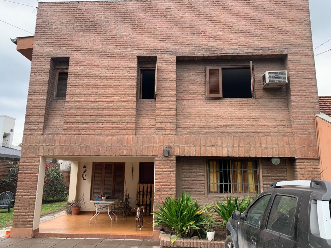CASA EN YERBA BUENA EN BARTOLOME HERNANDEZ AL 100