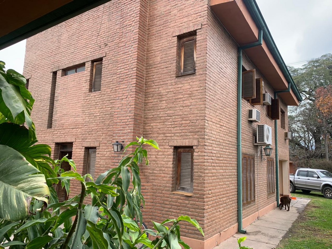 CASA EN YERBA BUENA EN BARTOLOME HERNANDEZ AL 100