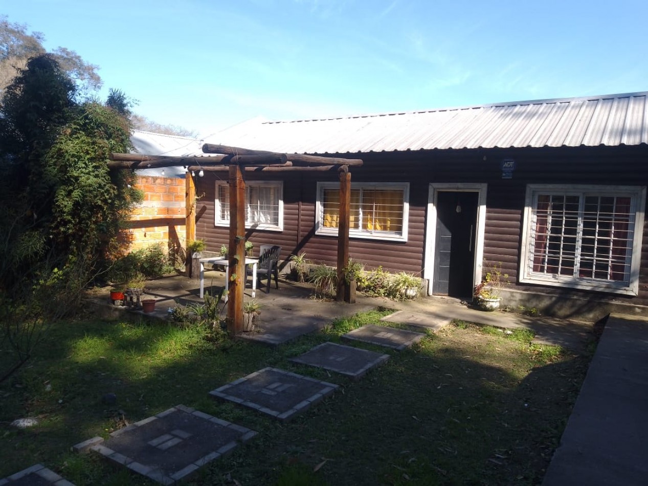 VENDO LINDA CASA EN EL CADILLAL CON PILETA LISTA PARA ESCRITURAR