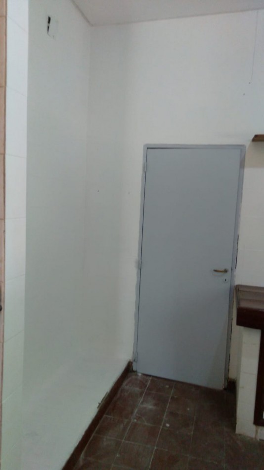 CASA 3 DORMITORIOS CON PILETA Y PARQUE EN EL CORTE YERBA BUENA