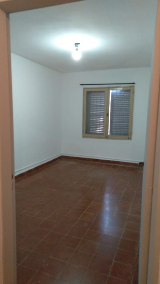 CASA 3 DORMITORIOS CON PILETA Y PARQUE EN EL CORTE YERBA BUENA