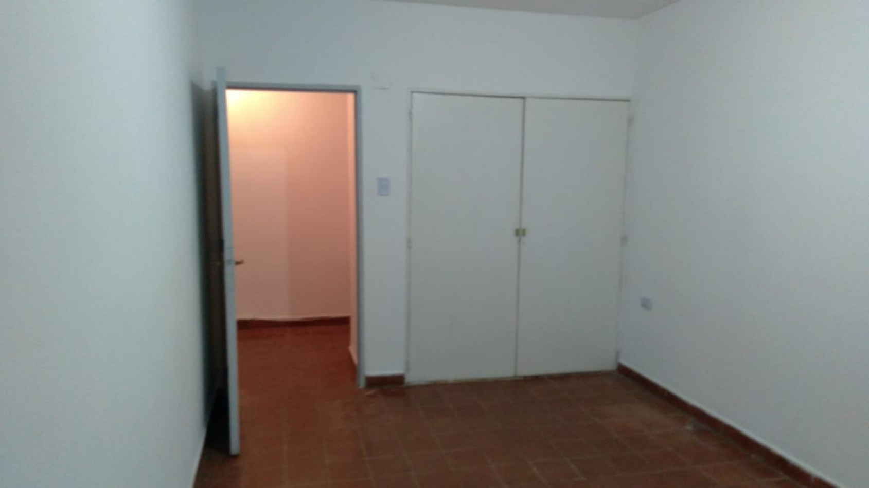 CASA 3 DORMITORIOS CON PILETA Y PARQUE EN EL CORTE YERBA BUENA