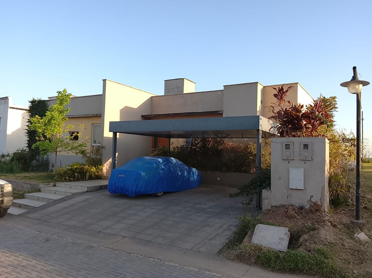 CASA DE 4D CON PILETA EN BARRIO CERRADO FINCAS DEL MANANTIAL EN LA RINCONADA APTA CREDITO