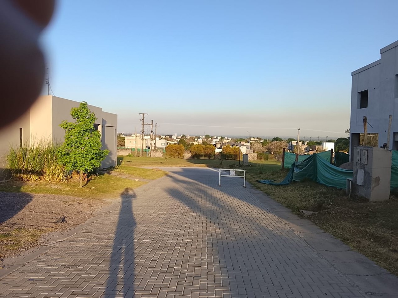 CASA DE 4D CON PILETA EN BARRIO CERRADO FINCAS DEL MANANTIAL EN LA RINCONADA APTA CREDITO