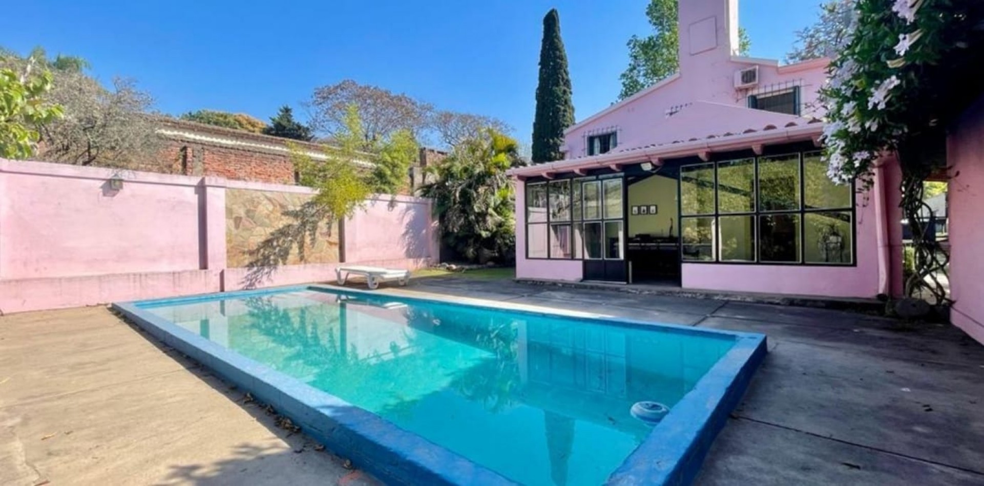 HERMOSA CASA EN VENTA EN EL CORTE EN YERBA BUENA 