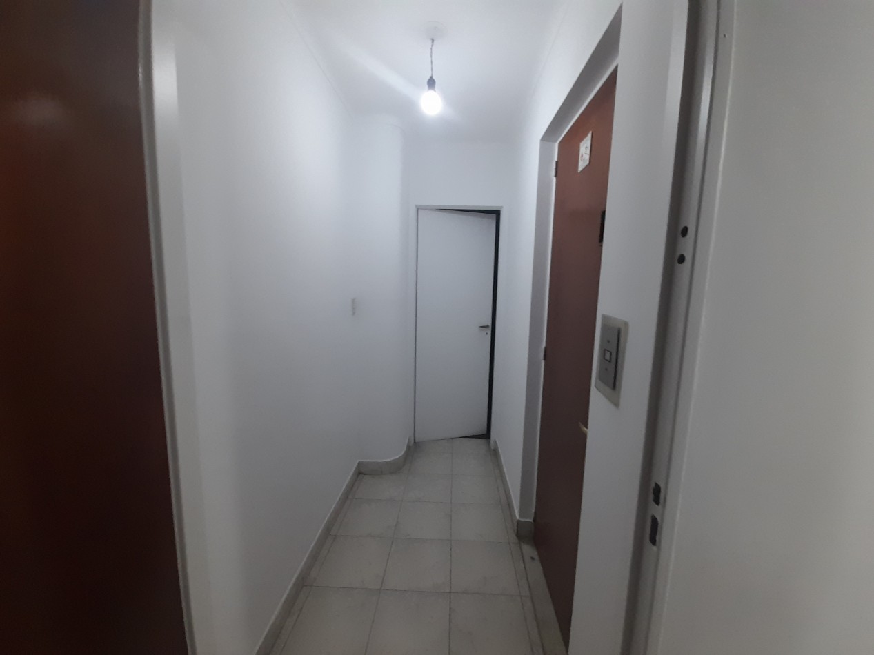 DEPARTAMENTO DE TRES DORMITORIOS EN 9 DE JULIO PRIMERA CUADRA APTO MASCOTA