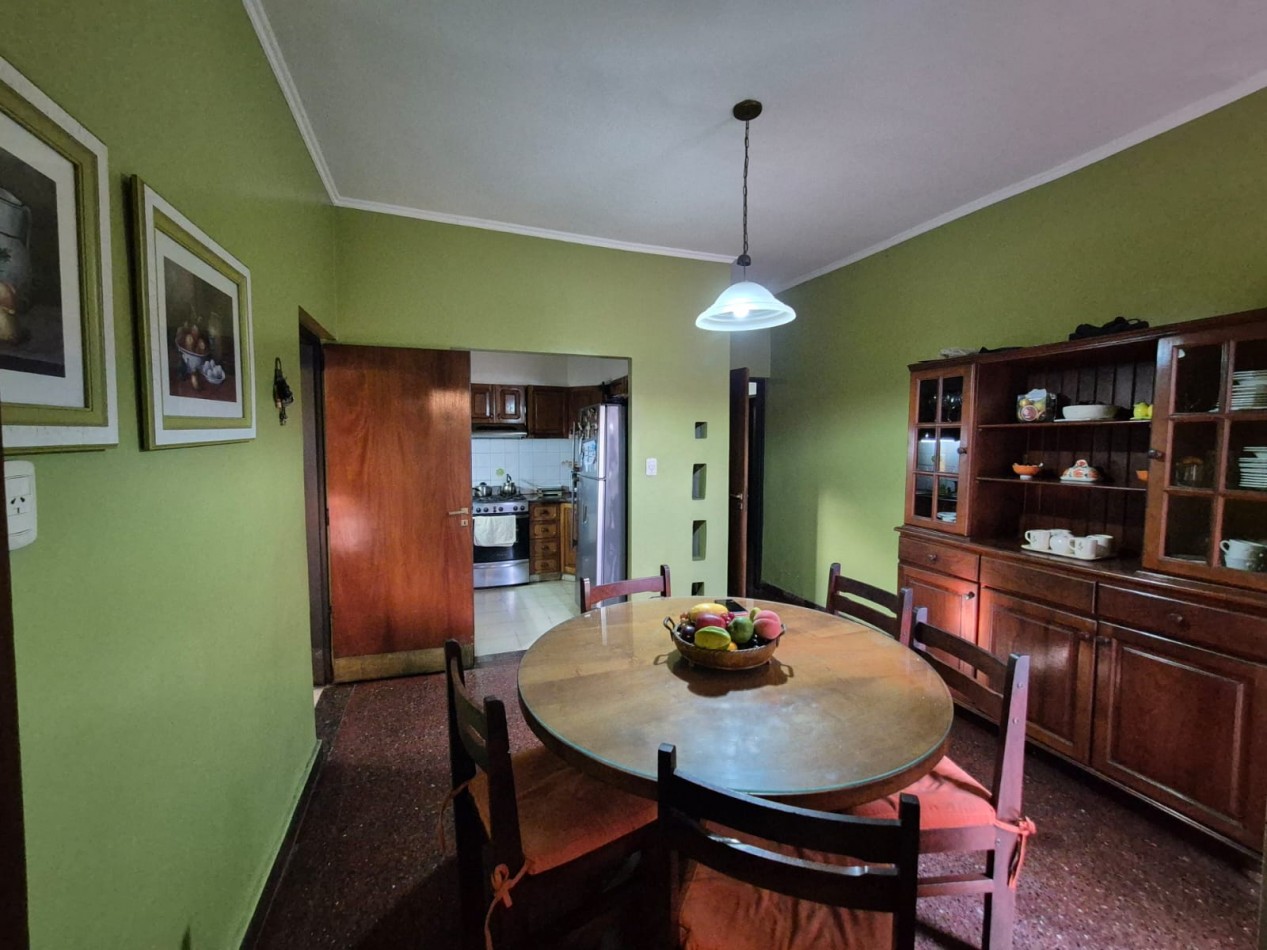 CASA DE TRES DORMITORIOS APTA CREDITO EN BARRIO OBISPO PIEDRABUENA CERCA LAWN TENNIS