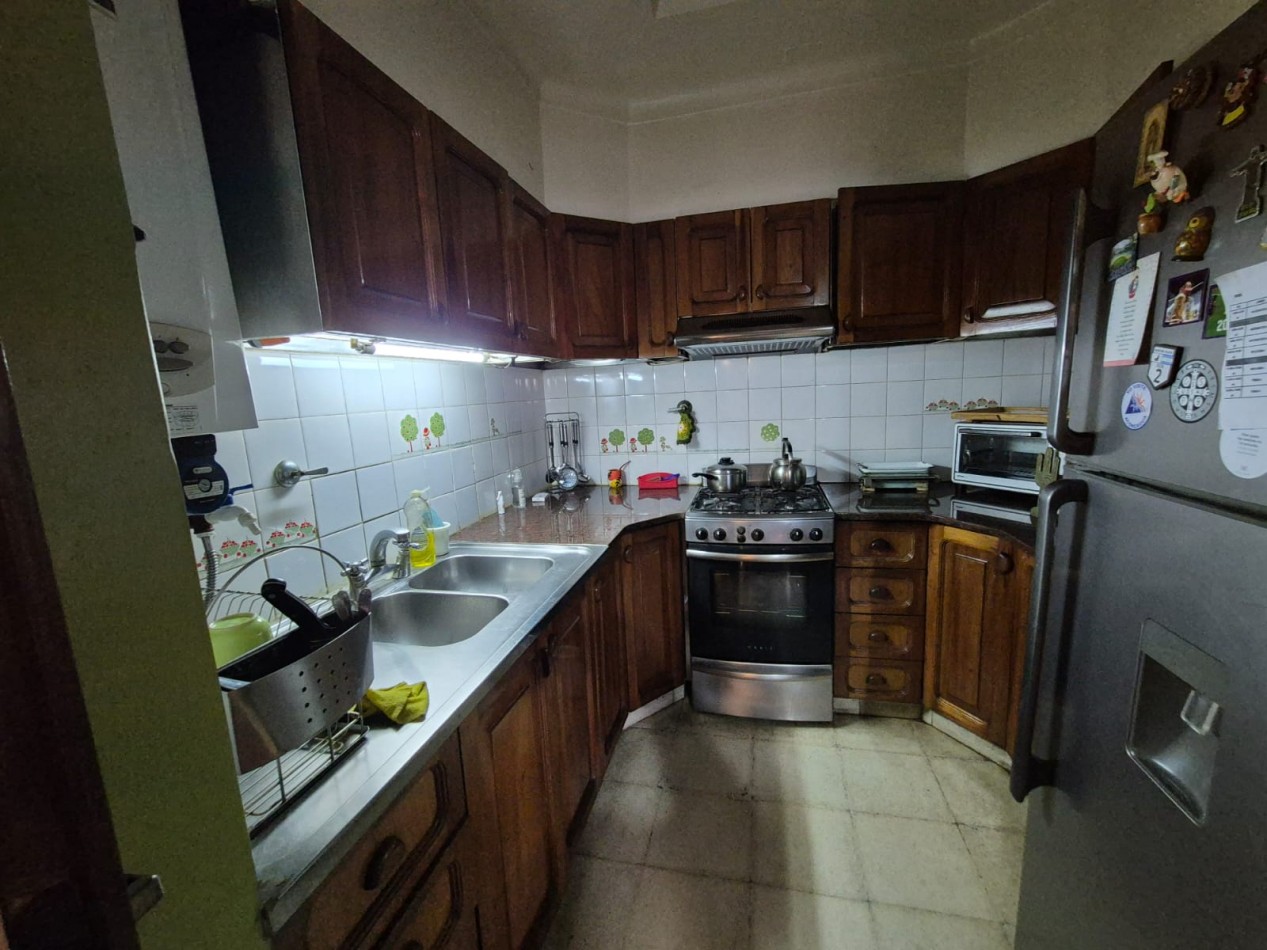 CASA DE TRES DORMITORIOS APTA CREDITO EN BARRIO OBISPO PIEDRABUENA CERCA LAWN TENNIS