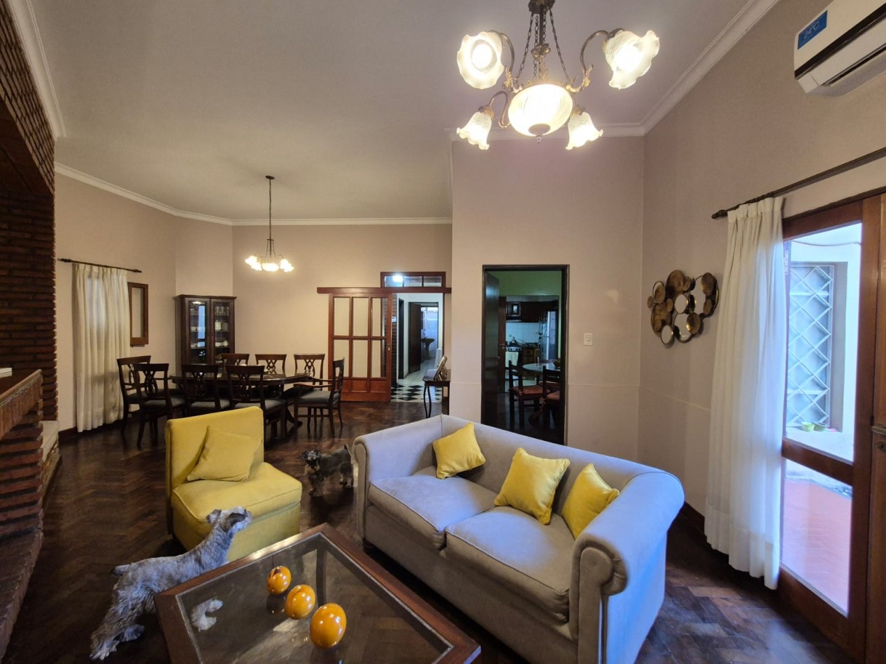 CASA DE TRES DORMITORIOS APTA CREDITO EN BARRIO OBISPO PIEDRABUENA CERCA LAWN TENNIS