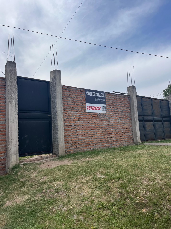 CASA EN VILLA MARIANO MORENO BARRIO SAN GABRIEL SOBRE CALLE 4 2 DORMITORIOS