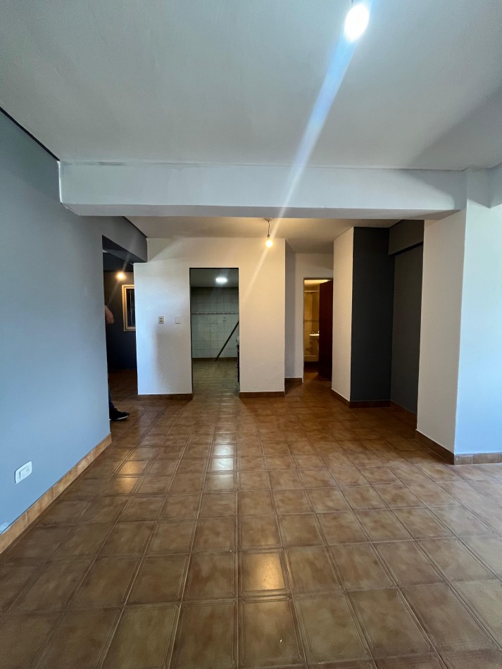 DEPARTAMENTO DE DOS DORMITORIOS EN AVENIDA EJERCITO DEL NORTE 429