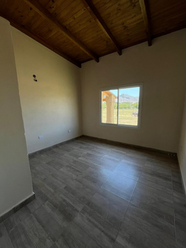 CASA A ESTRENAR EN VILLA CHENAUT TAFI DEL VALLE