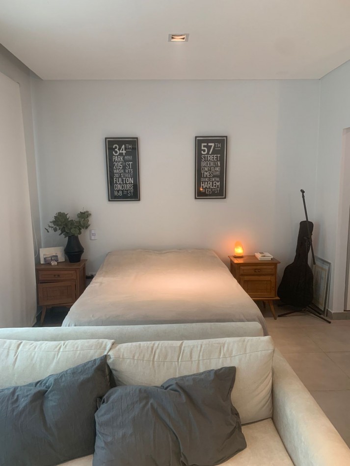 DEPARTAMENTO MONO AMBIENTE AMPLIO CON PATIO Y COCHERA ZONA PARQUE GUILLERMINA APTO CREDITO