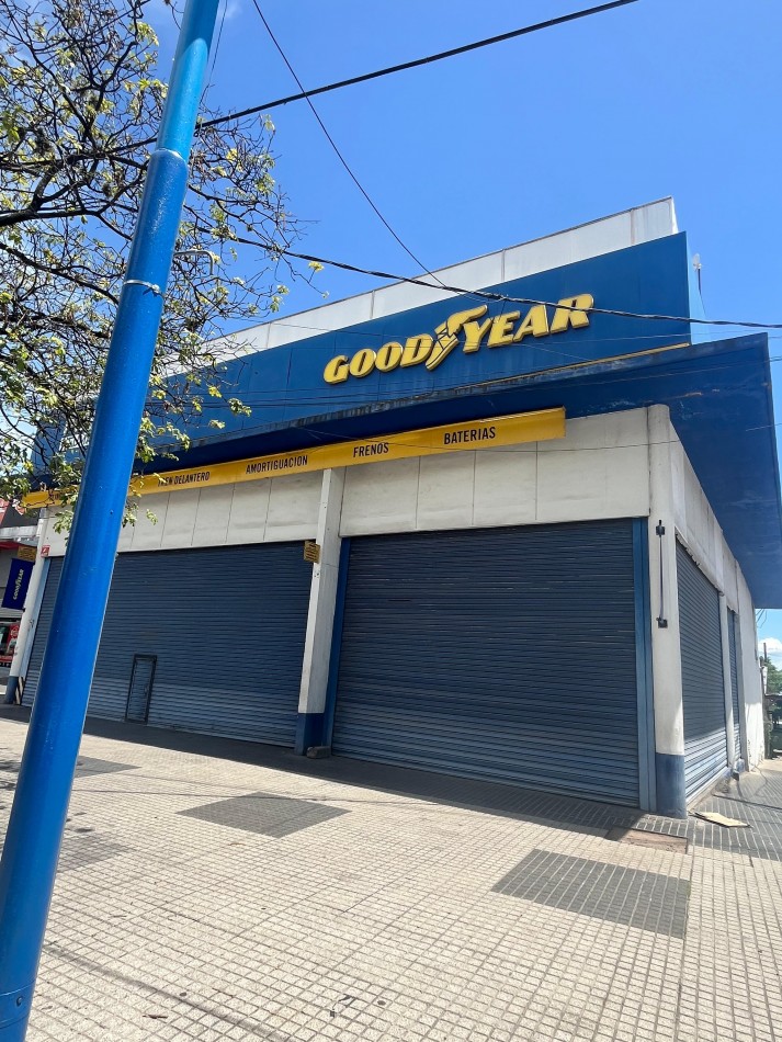 ESPECTACULAR LOCAL COMERCIAL EN AVENIDA KIRCHNER (EX ROCA) AL 2300 DE 300 M2