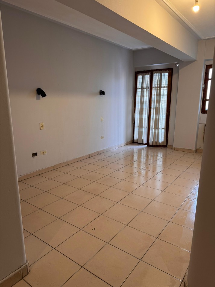 DEPARTAMENTO DE UN DORMITORIO EN BARRIO NORTE SALTA Y SANTA FE