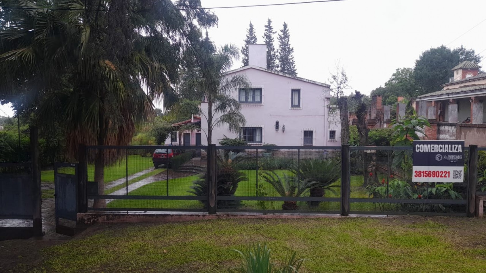 IMPORTANTE CASA EN EL CORTE SOBRE LA RUTA A METROS DE LA ROTONDA