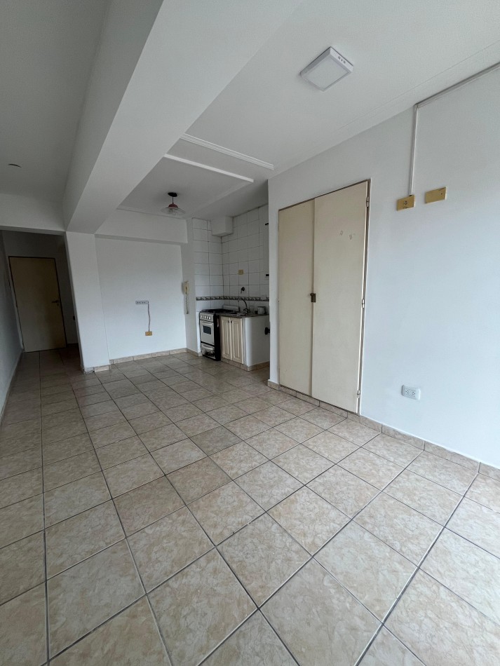 MONOAMBIENTE CON BALCON EN CONGRESO 851