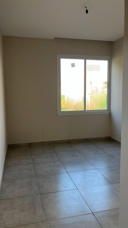 CASA DE TRES DORMITORIOS EN BARRIO CERRADO AYRES LOFT EN YERBA BUENA