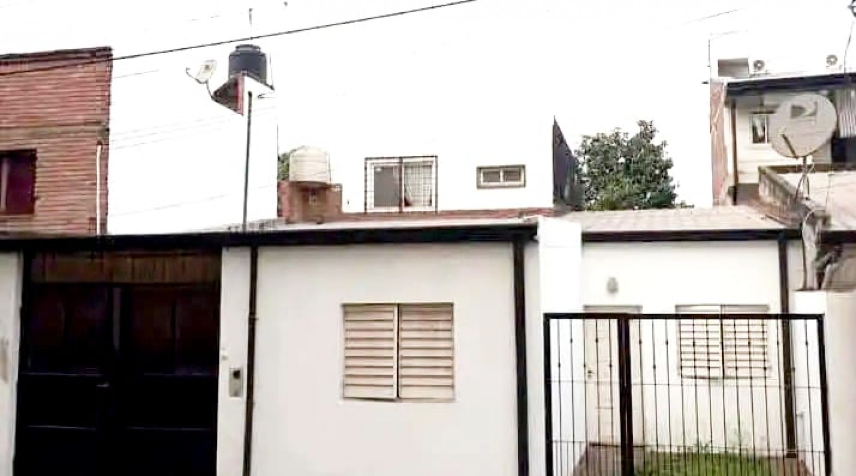 CASA EN BARRIO CERRO LAS ROSAS EN JUAN JOSE PASSO AL 2600 APTA CREDITO HIPOTECARIO