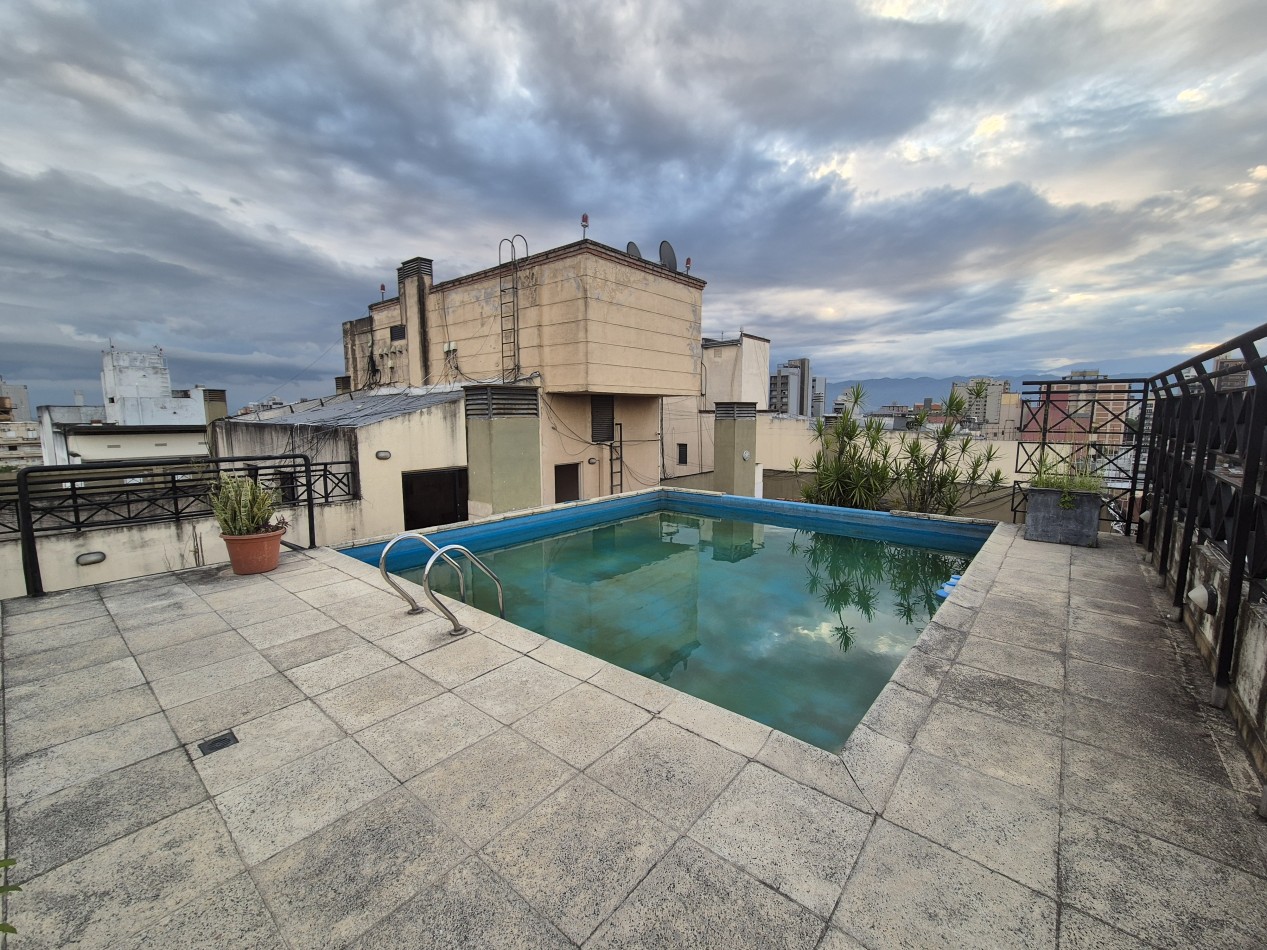 DEPARTAMENTO DE TRES DORMITORIOS CON DEPENDENCIA APTO CREDITO Y COCHERA EN SAN LORENZO AL 700