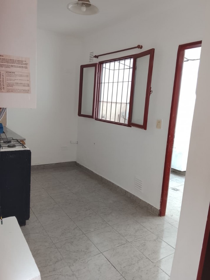 DEPARTAMENTO DE UN DORMITORIO EN PLANTA BAJA EN SAN MIGUEL AL 800