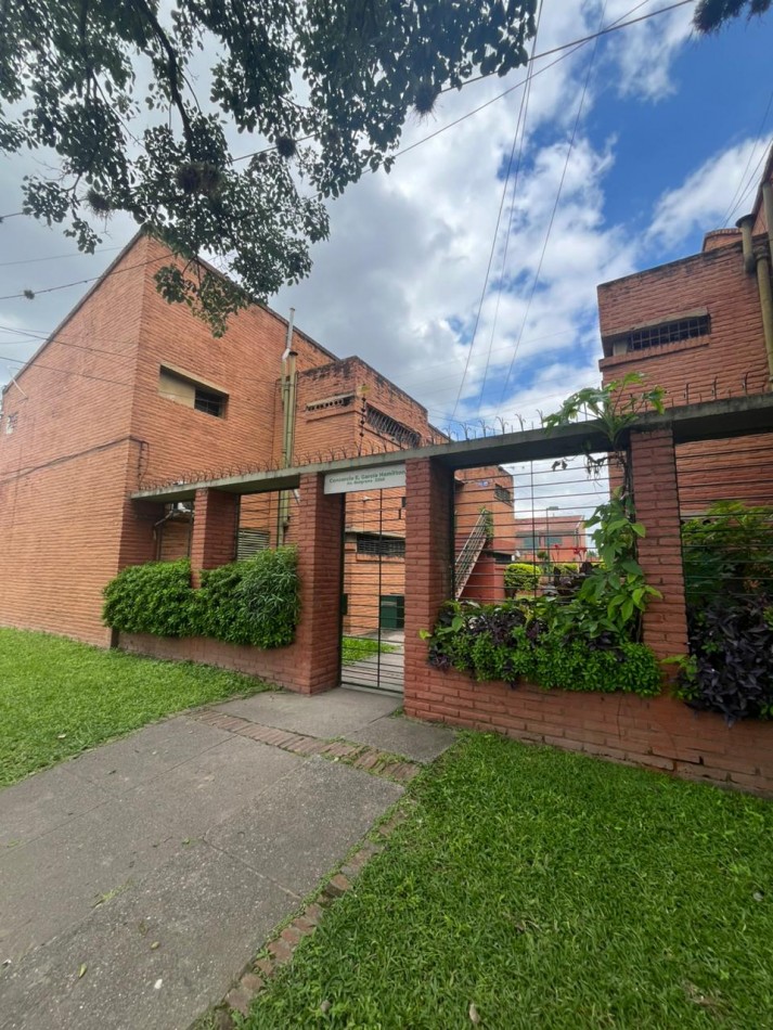 DEPARTAMENTO DE DOS DORMITORIOS CON COCHERA EN COMPLEJO GARCIA HAMILTON EN AVENIDA BELGRANO AL 3.300
