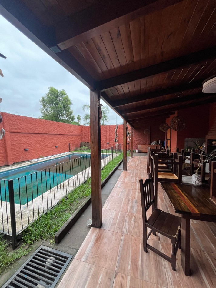 CASA EN BARRIO KENEDY APTA CREDITO CON PILETA Y QUINCHO