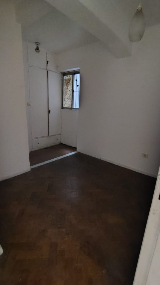 DUPLEX EN 25 DE MAYO Y CORRIENTES DE TRES DORMITORIOS APTO CREDITO