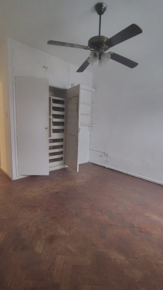 DUPLEX EN 25 DE MAYO Y CORRIENTES DE TRES DORMITORIOS APTO CREDITO