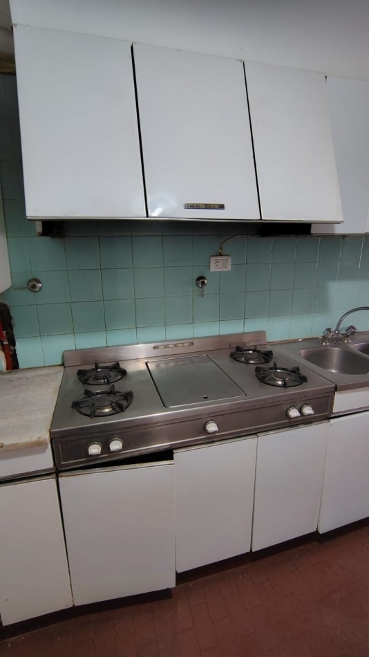 DUPLEX EN 25 DE MAYO Y CORRIENTES DE TRES DORMITORIOS APTO CREDITO