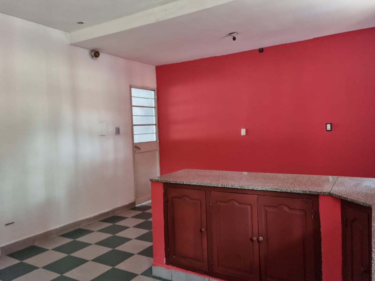 CASA EN BARRIO O CONNORS DE TRES DORMITORIOS CON PILETA APTA CREDITO HIPOTECARIO