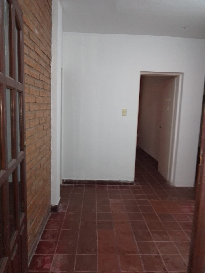 CASA EN BARRIO O CONNORS DE TRES DORMITORIOS CON PILETA APTA CREDITO HIPOTECARIO